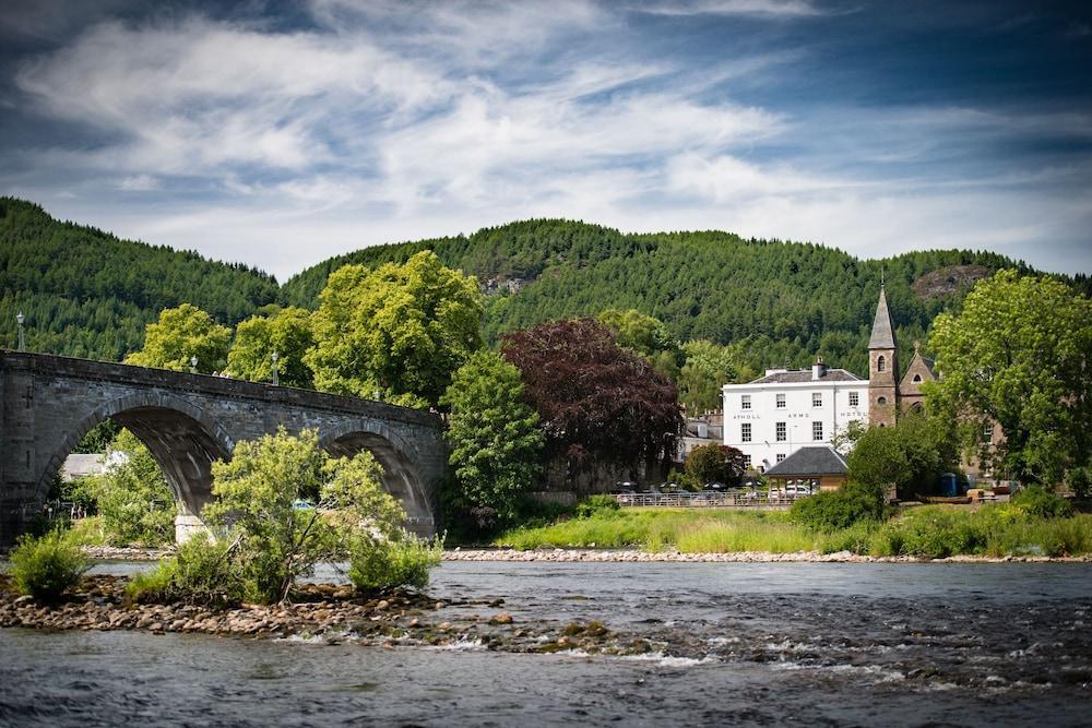 Atholl Arms Hotel Dunkeld Exterior foto